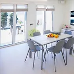 Benaco Apartman *