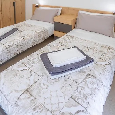 Apartment Benaco *