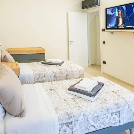 Benaco Apartment