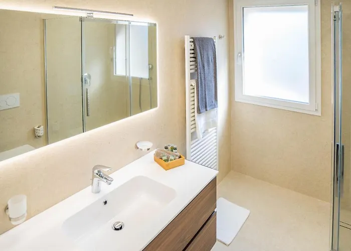 Benaco Appartement *