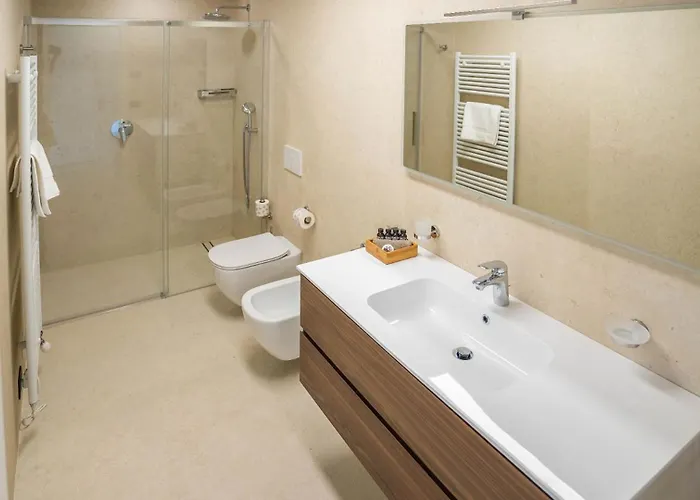 Benaco Appartement *